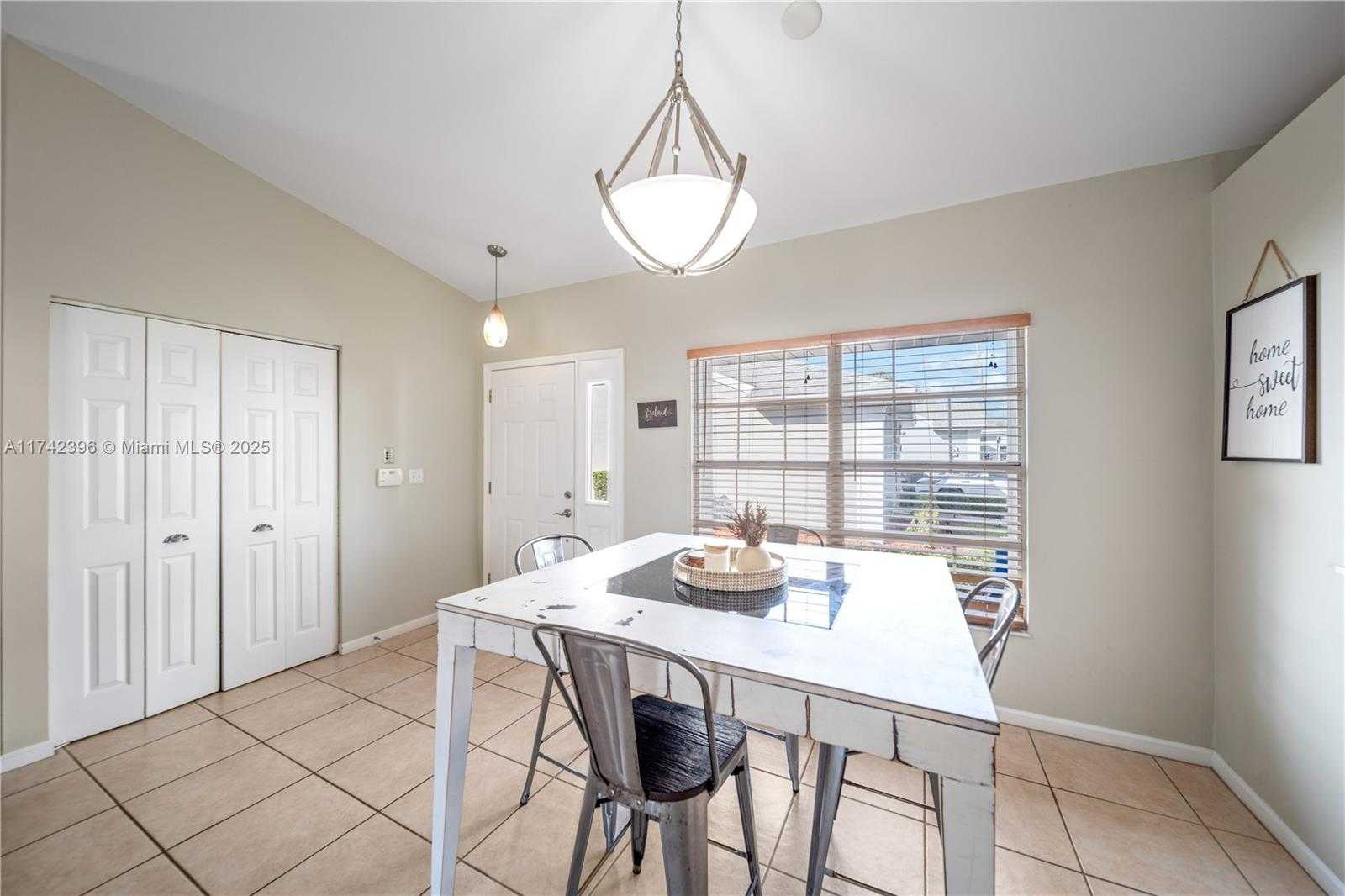 Small Image of 2240 SOUTH EAST 6TH CT, Homestead Number 8
