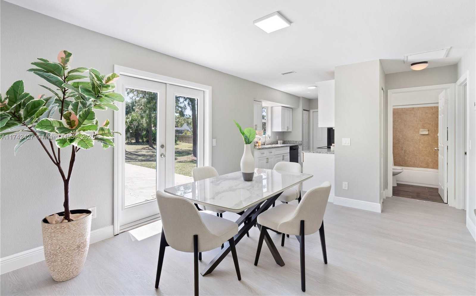 Small Image of 11448 68TH ST N, West Palm Beach Number 16