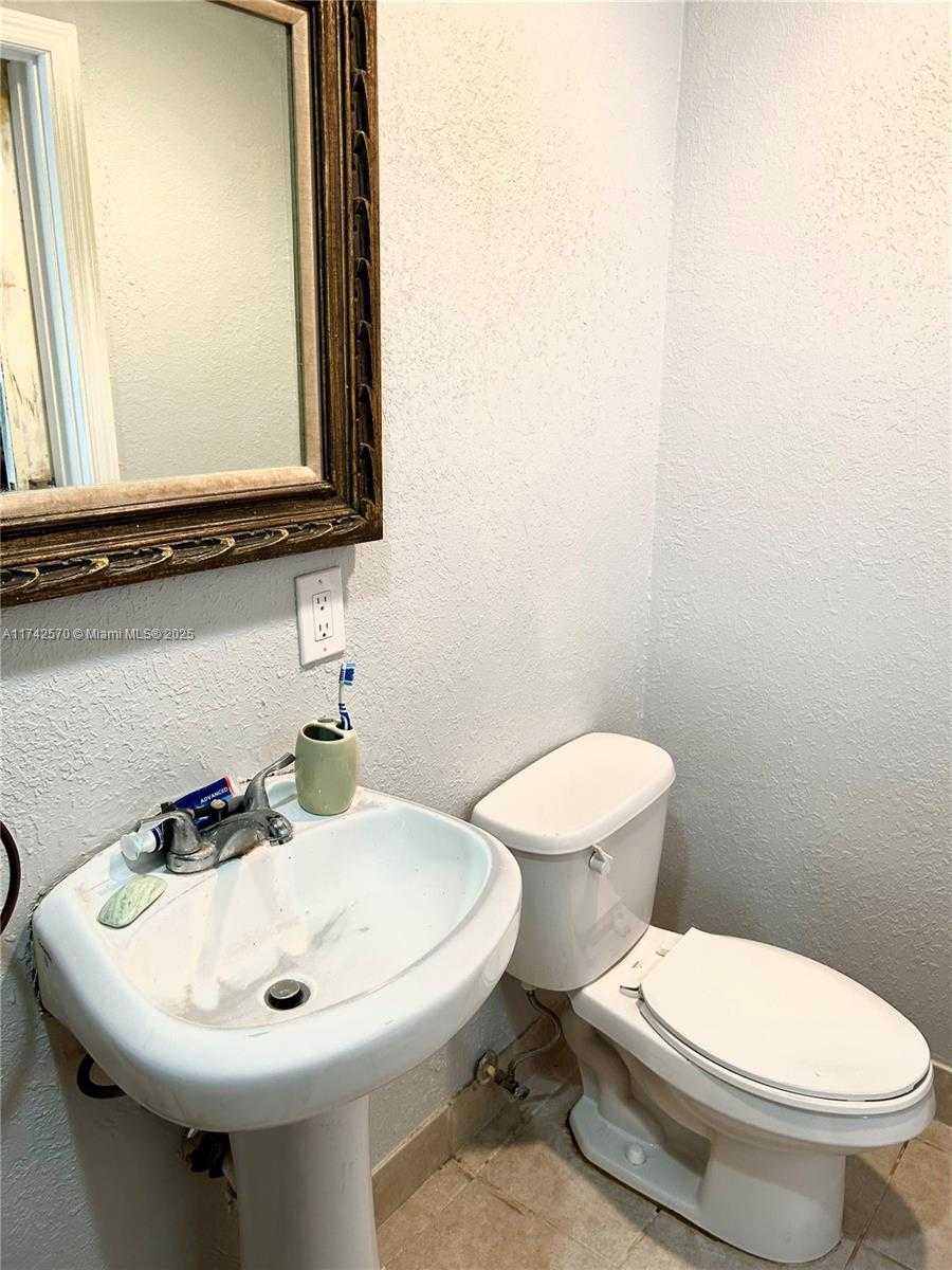 Imagen de Pequeño Objeto