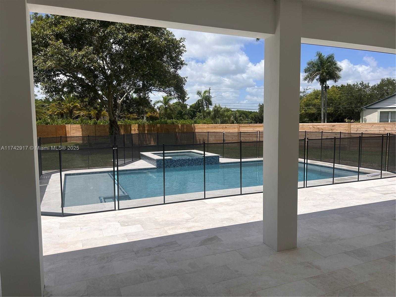Small Image of 29282 SOUTH WEST 181ST AVE, Homestead Number 23