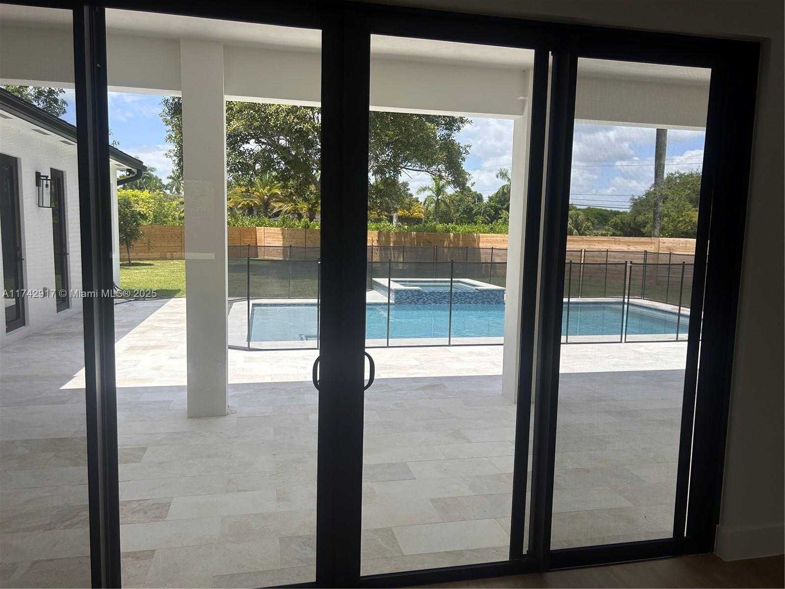 Small Image of 29282 SOUTH WEST 181ST AVE, Homestead Number 24