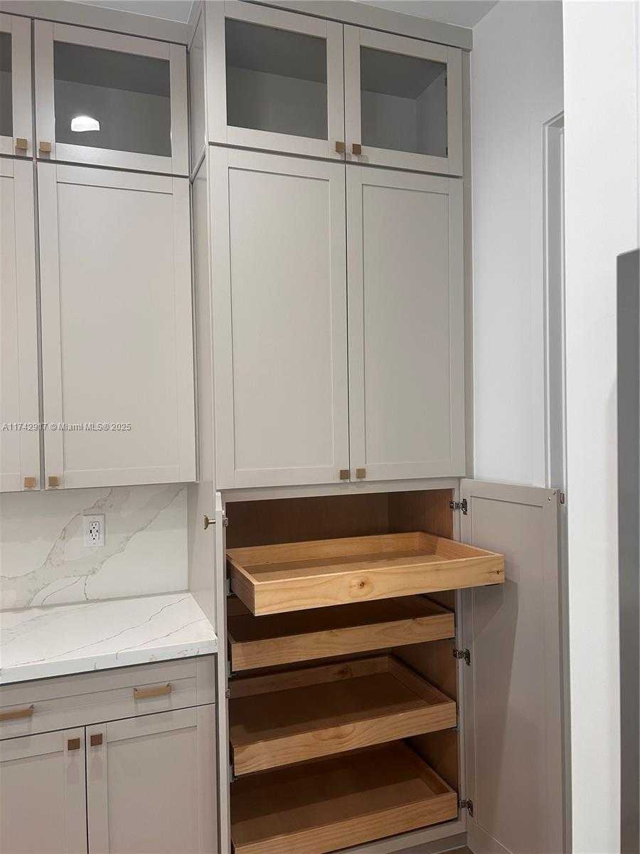 Small Image of 29282 SOUTH WEST 181ST AVE, Homestead Number 47