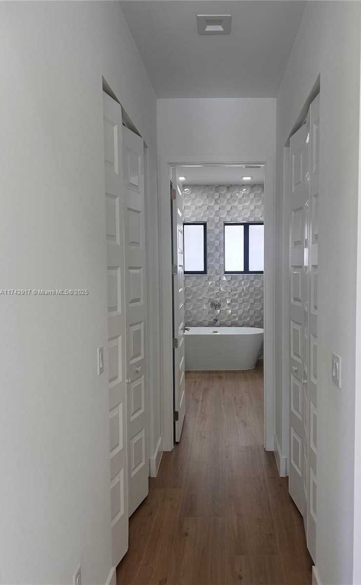 Small Image of 29282 SOUTH WEST 181ST AVE, Homestead Number 49