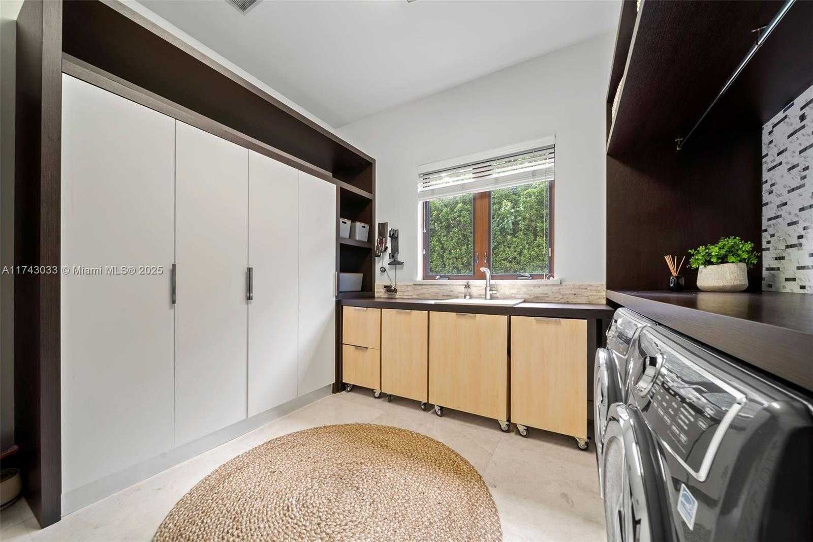 Small Image of 8955 SOUTH WEST 63RD CT, Pinecrest Number 46