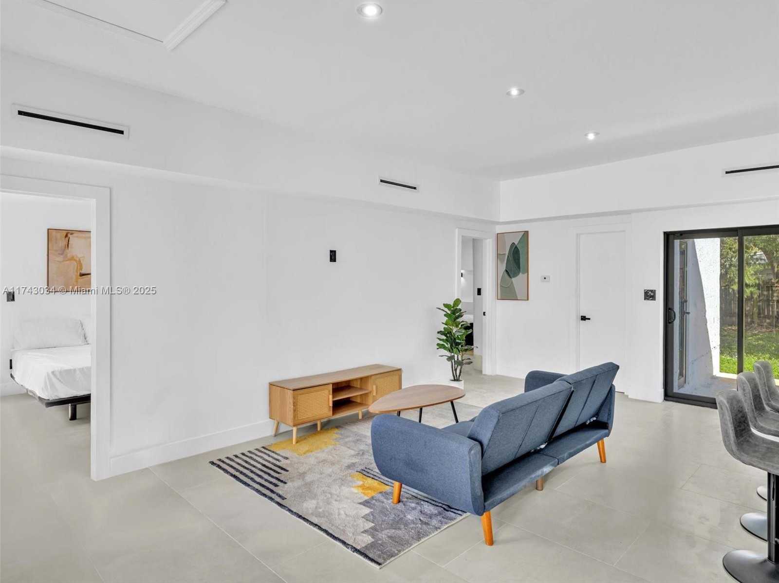 Small Image of 221 NORTH EAST 4TH ST, Hallandale Beach Number 14