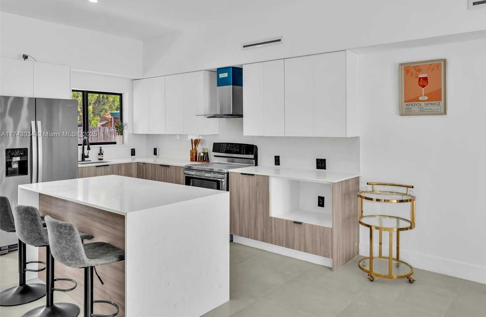 Small Image of 221 NORTH EAST 4TH ST, Hallandale Beach Number 16