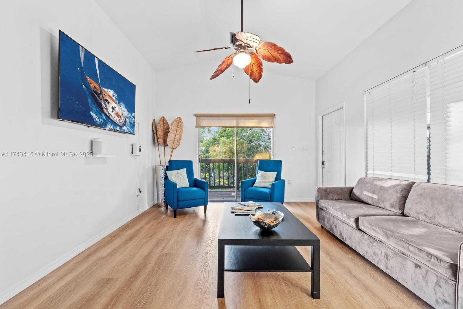 Small Image of 3635 TRADE WINDS ST, Big Pine Number 18