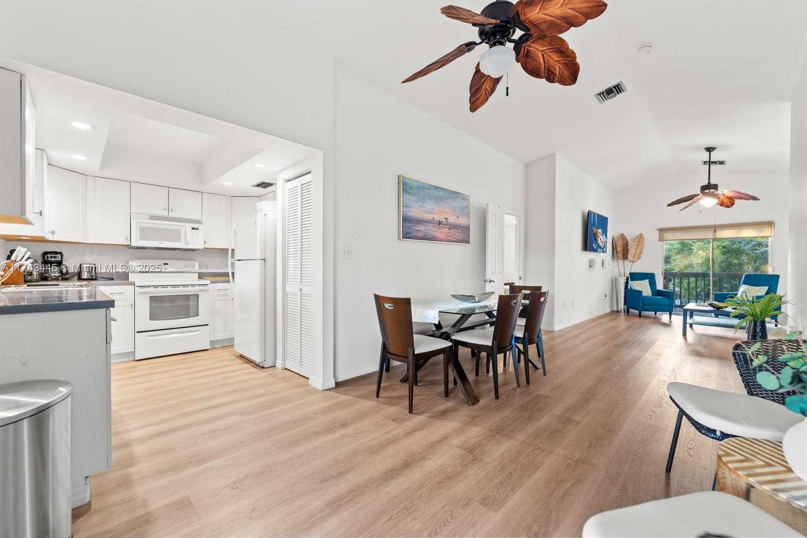 Small Image of 3635 TRADE WINDS ST, Big Pine Number 22