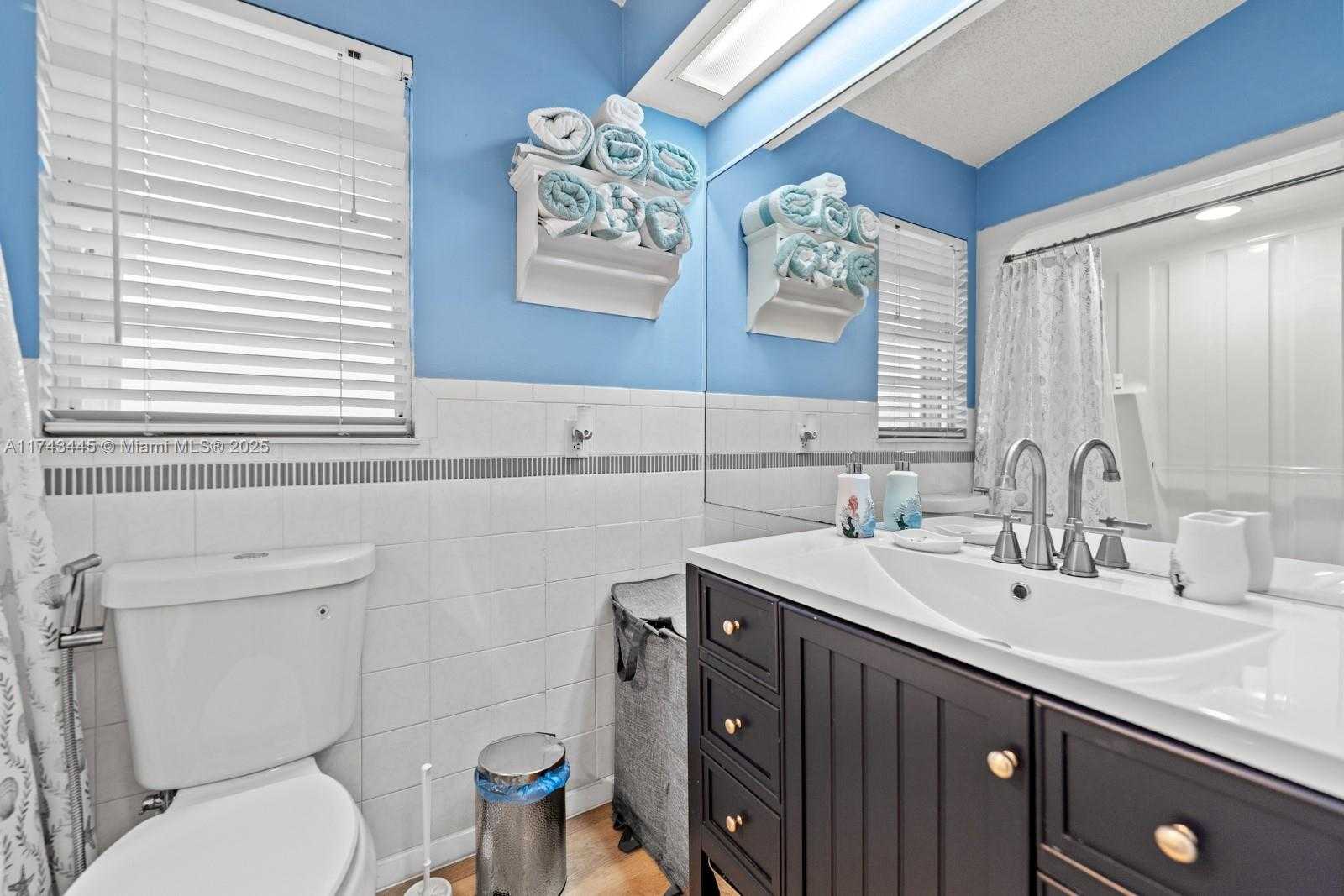 Small Image of 3635 TRADE WINDS ST, Big Pine Number 30