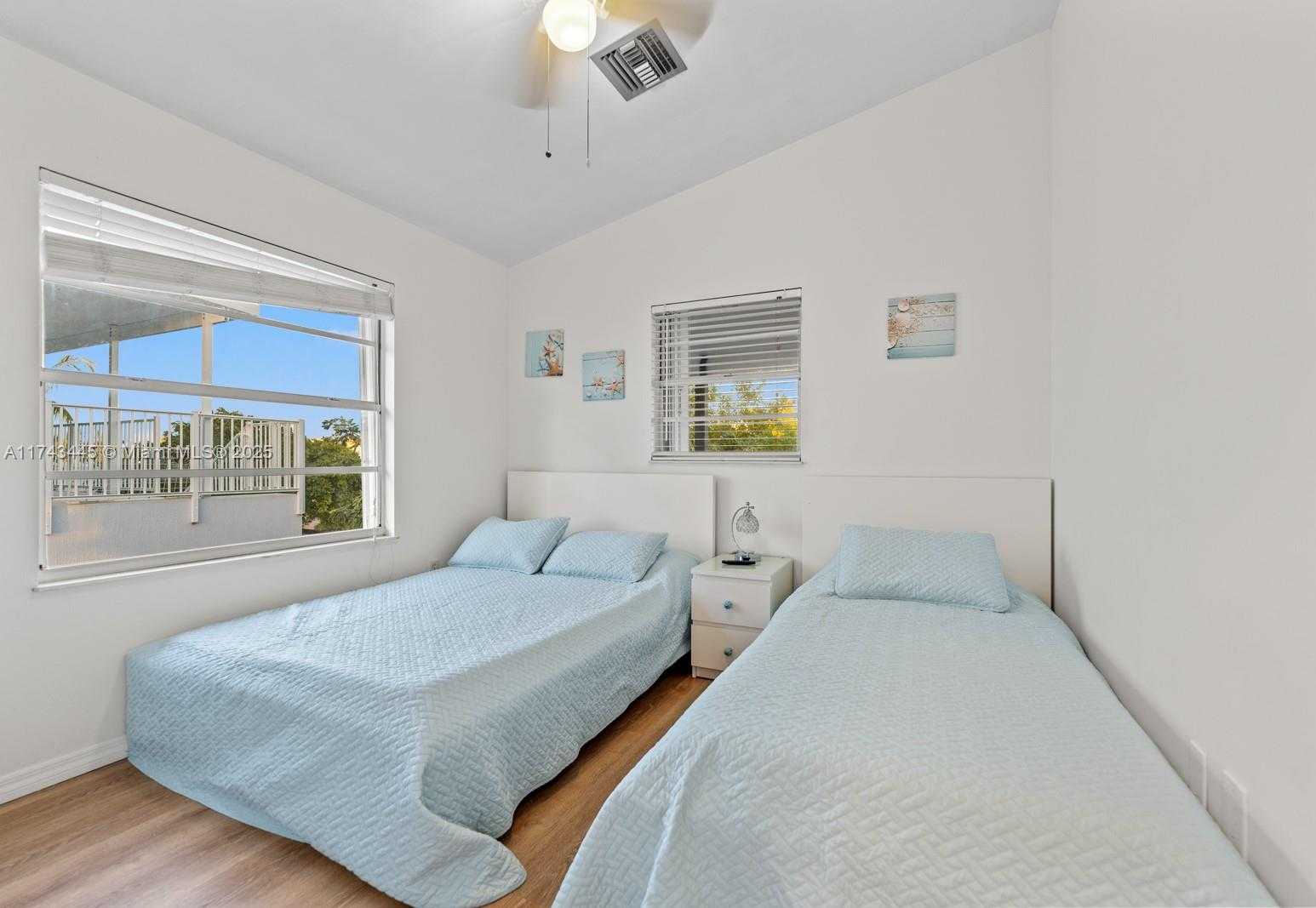 Small Image of 3635 TRADE WINDS ST, Big Pine Number 31