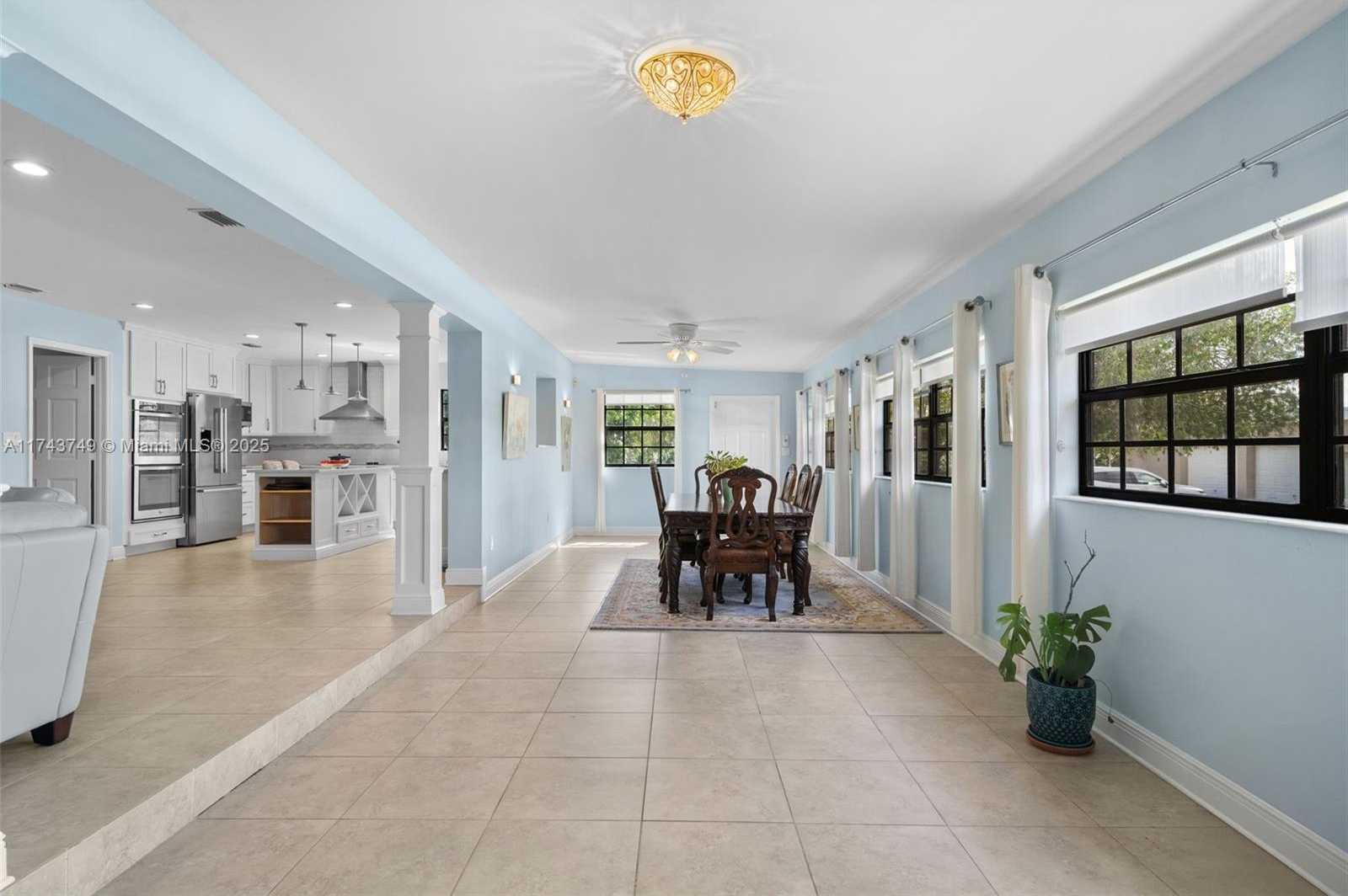 Small Image of 19650 SOUTH WEST 207TH AVE, Miami Number 16