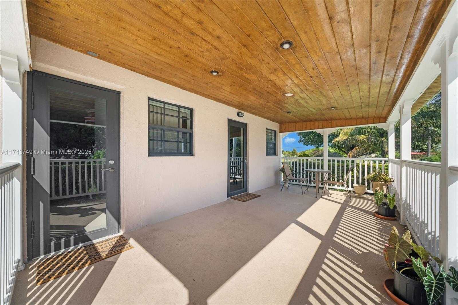 Small Image of 19650 SOUTH WEST 207TH AVE, Miami Number 34