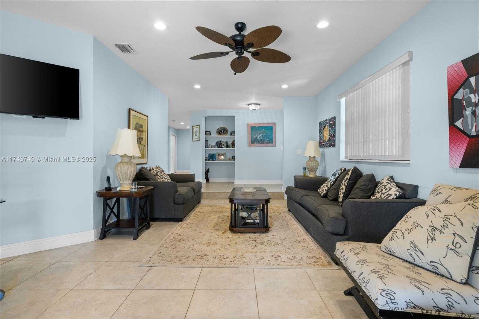Small Image of 19650 SOUTH WEST 207TH AVE, Miami Number 7