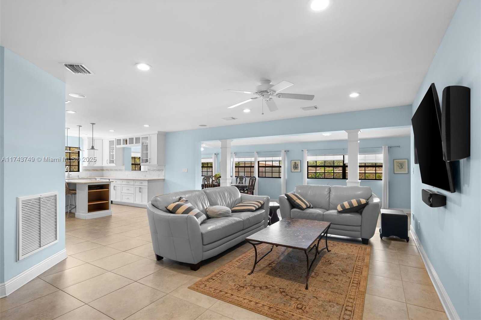 Small Image of 19650 SOUTH WEST 207TH AVE, Miami Number 9