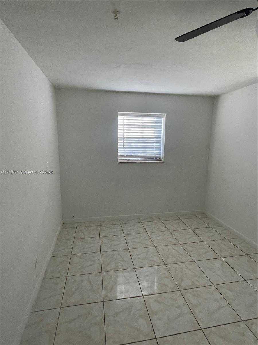 Small Image of 1504 NORTH WEST 58TH AVE, Margate Number 9