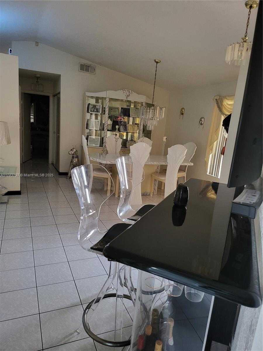 Small Image of 6771 NORTH WEST 199TH TER, Hialeah Number 7
