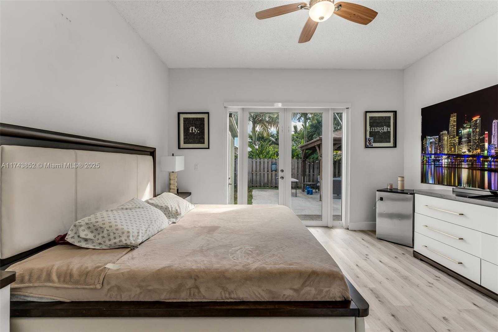 Small Image of 2830 SOUTH EAST 5TH PL, Homestead Number 18