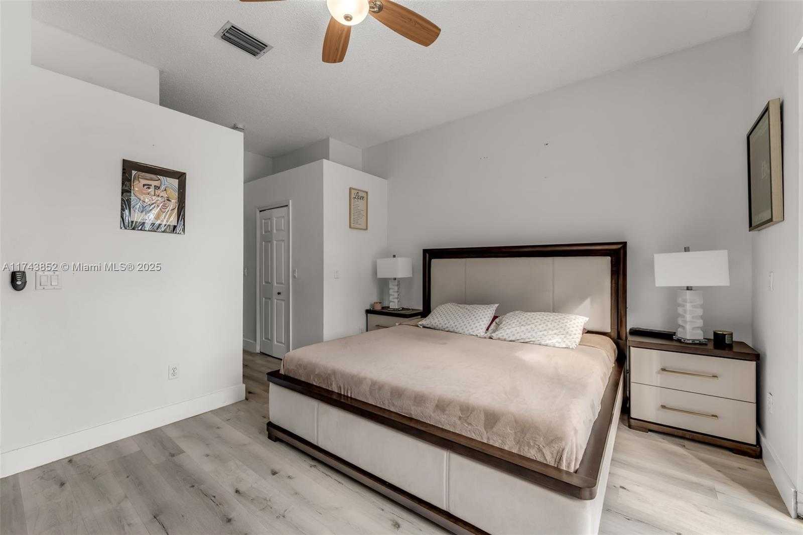 Small Image of 2830 SOUTH EAST 5TH PL, Homestead Number 19