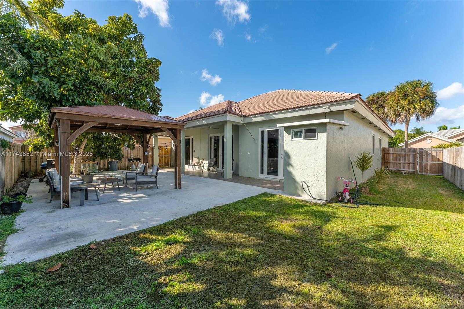 Small Image of 2830 SOUTH EAST 5TH PL, Homestead Number 26