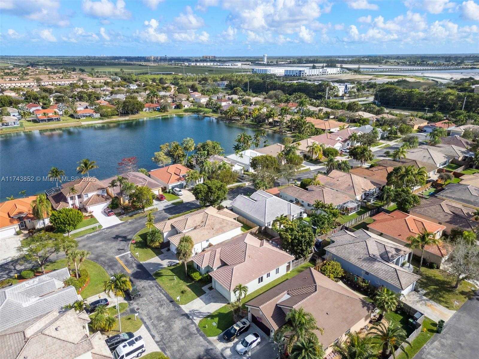 Small Image of 2830 SOUTH EAST 5TH PL, Homestead Number 33
