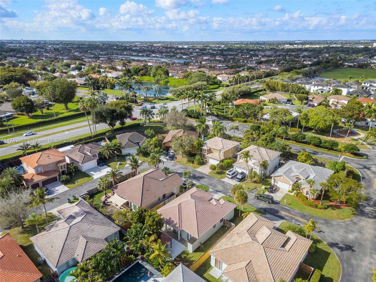 Small Image of 2830 SOUTH EAST 5TH PL, Homestead Number 37