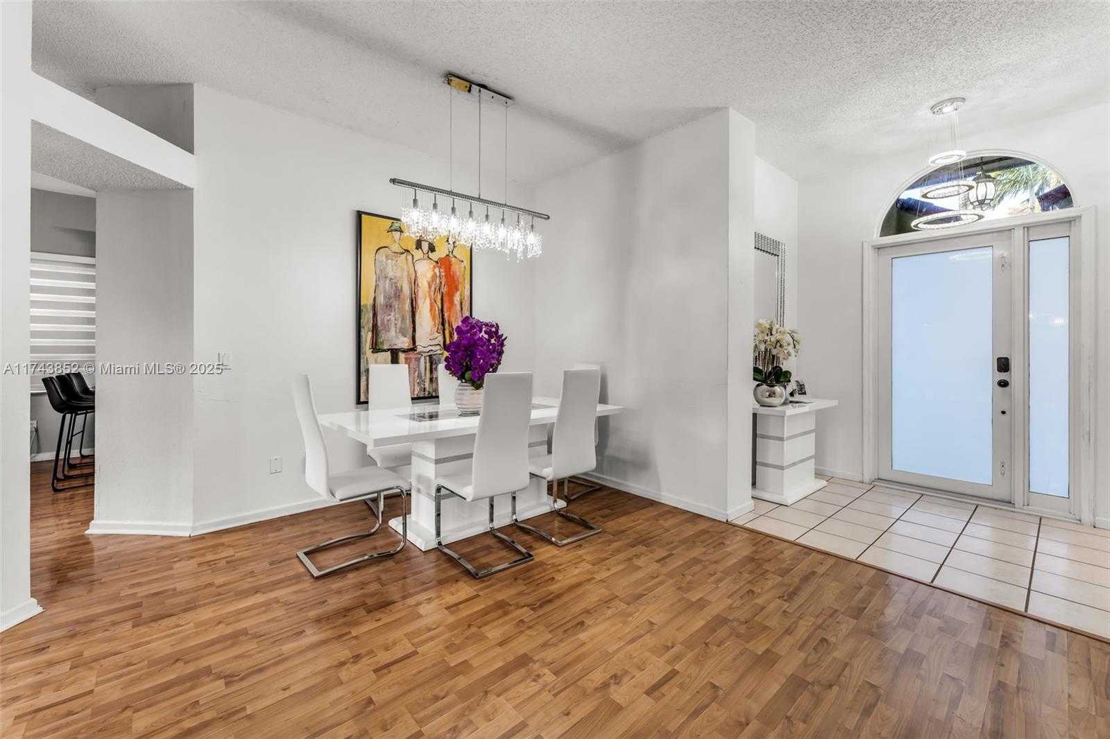 Small Image of 2830 SOUTH EAST 5TH PL, Homestead Number 4