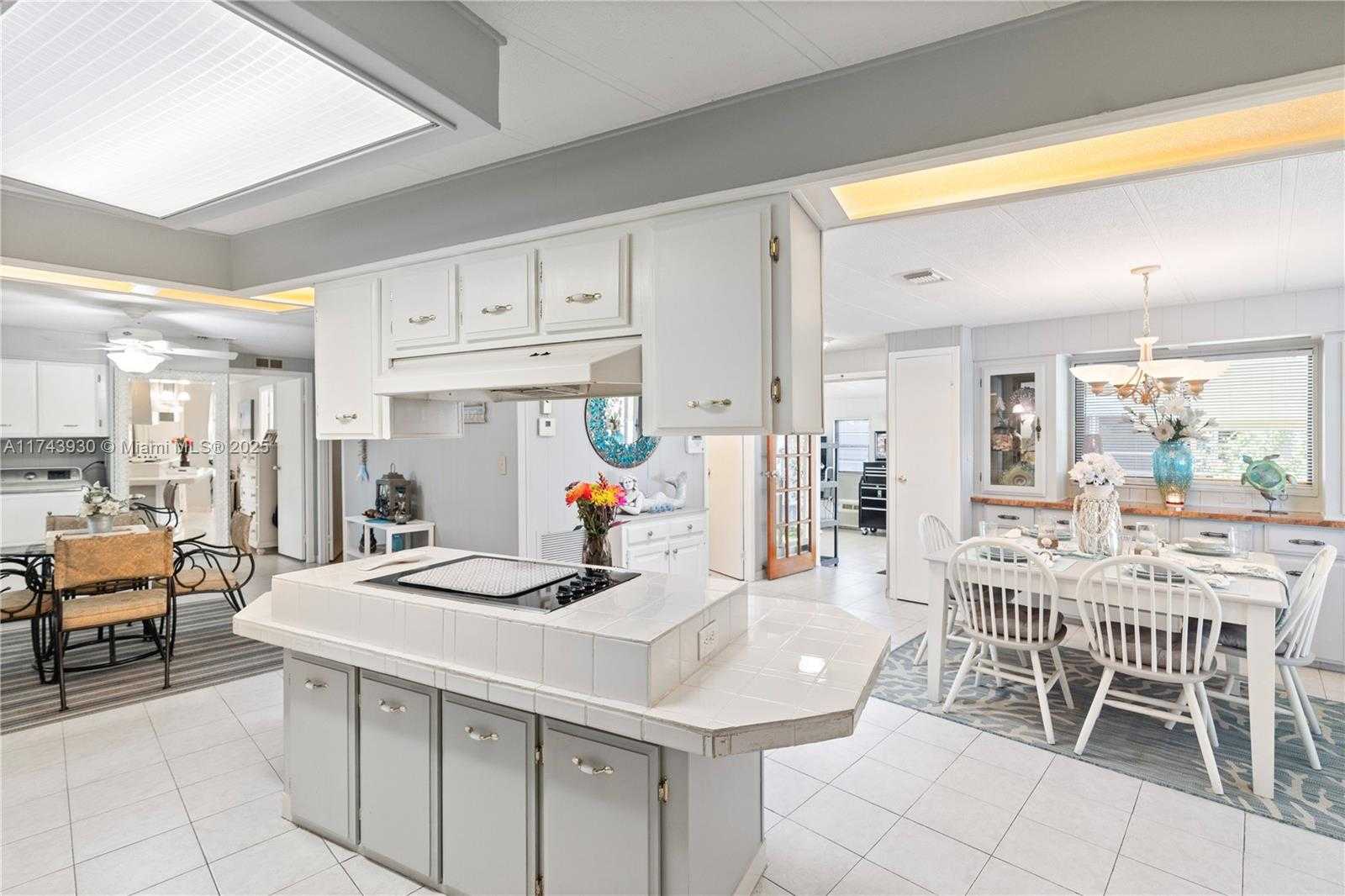 Small Image of 202 NORTH WEST 52ND ST, Deerfield Beach Number 12