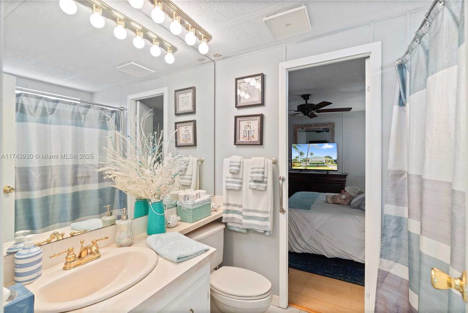 Small Image of 202 NORTH WEST 52ND ST, Deerfield Beach Number 19