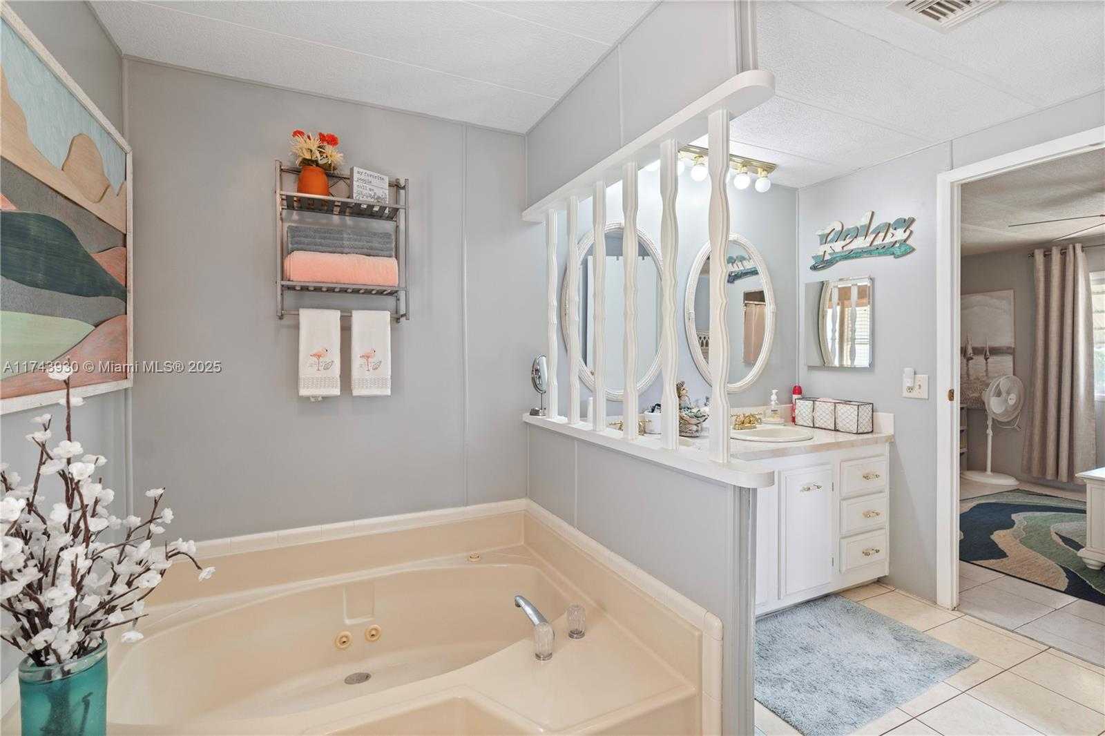 Small Image of 202 NORTH WEST 52ND ST, Deerfield Beach Number 28