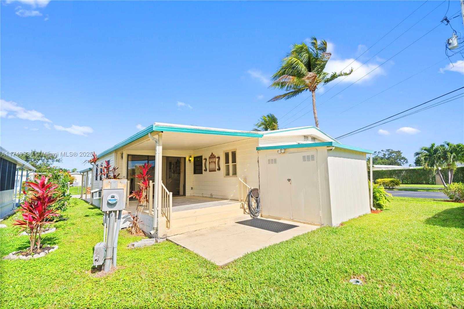 Small Image of 202 NORTH WEST 52ND ST, Deerfield Beach Number 32