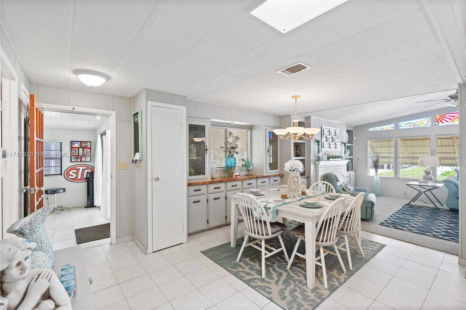Small Image of 202 NORTH WEST 52ND ST, Deerfield Beach Number 9