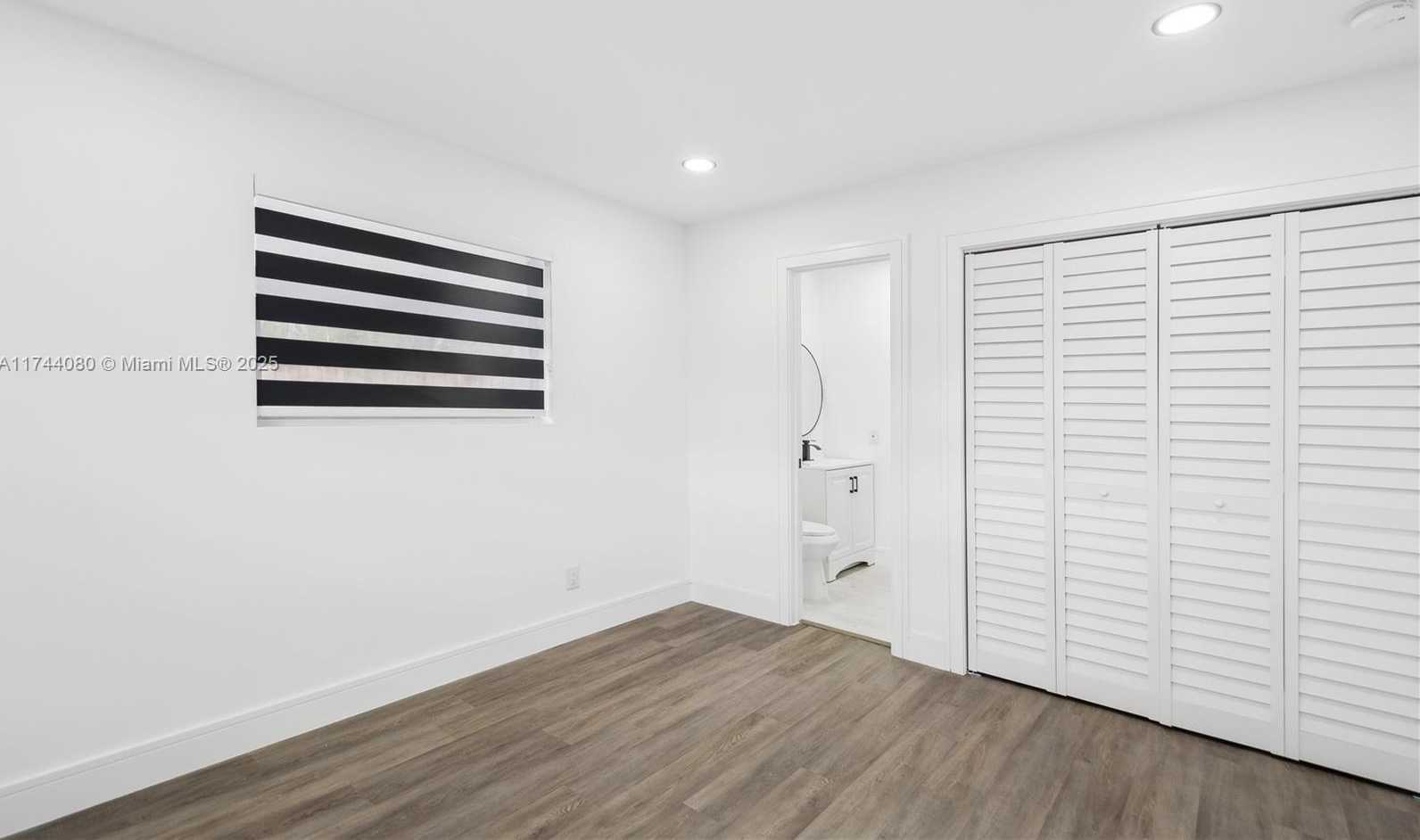 Small Image of 6541 NORTH WEST 5TH ST, Margate Number 15