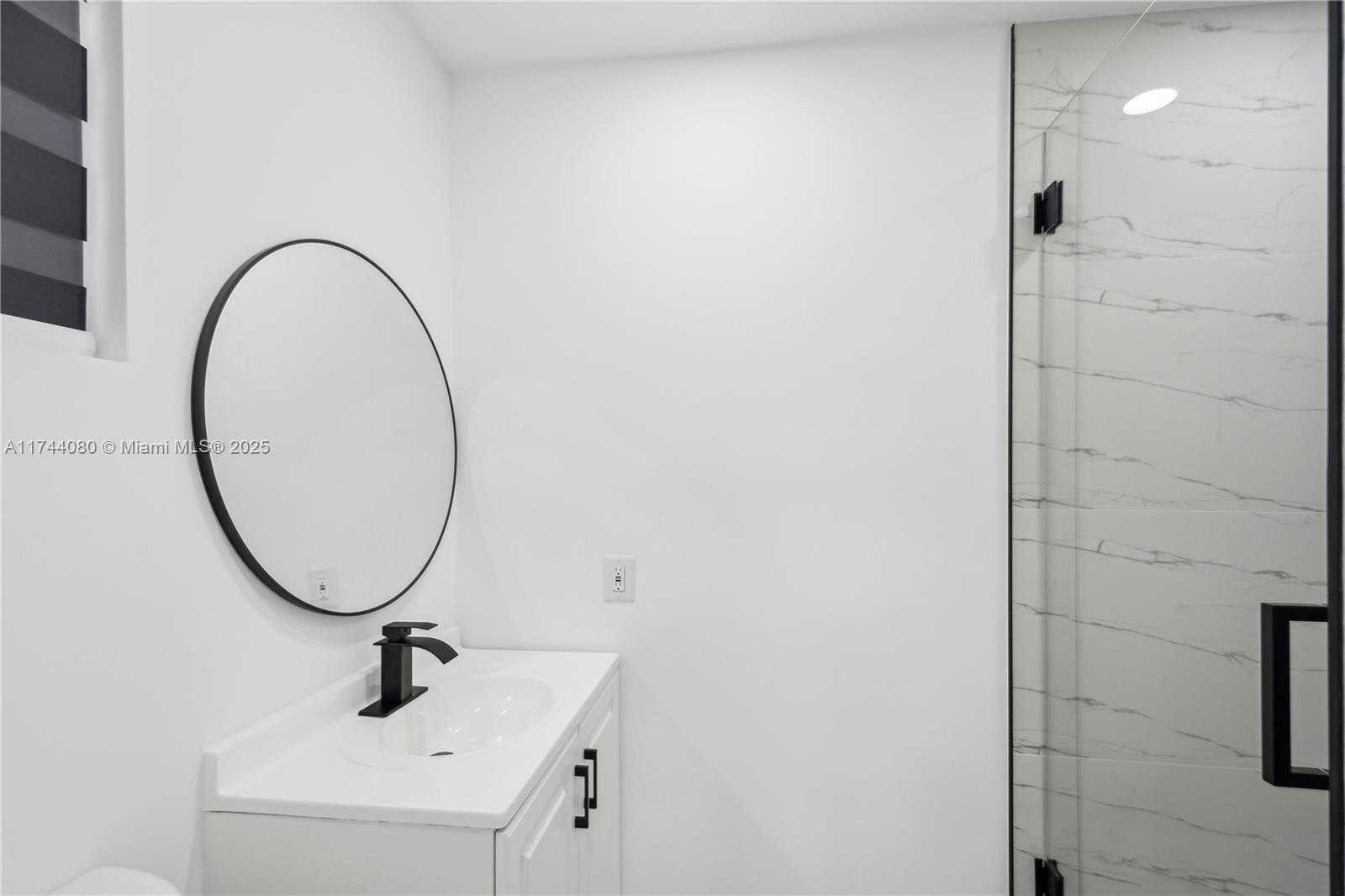 Small Image of 6541 NORTH WEST 5TH ST, Margate Number 16