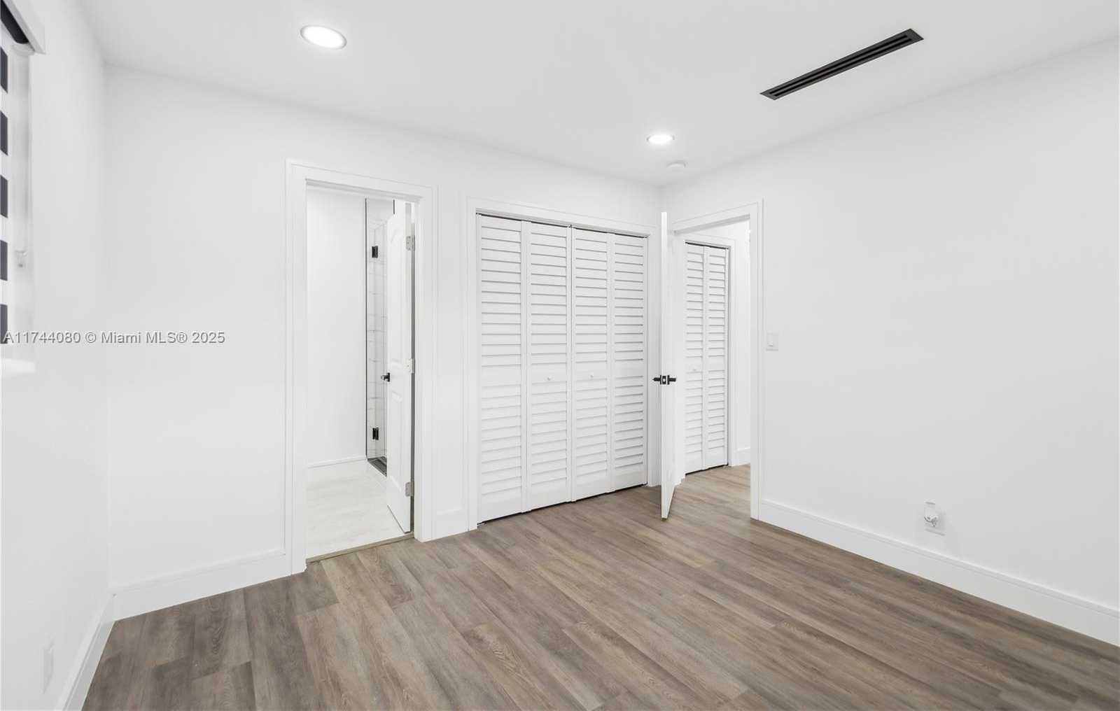 Small Image of 6541 NORTH WEST 5TH ST, Margate Number 20
