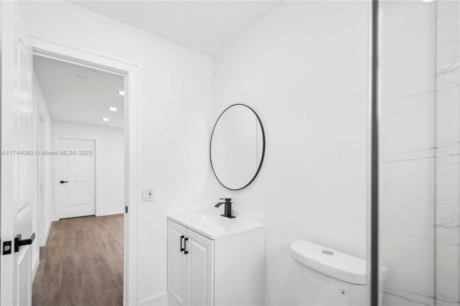 Small Image of 6541 NORTH WEST 5TH ST, Margate Number 28