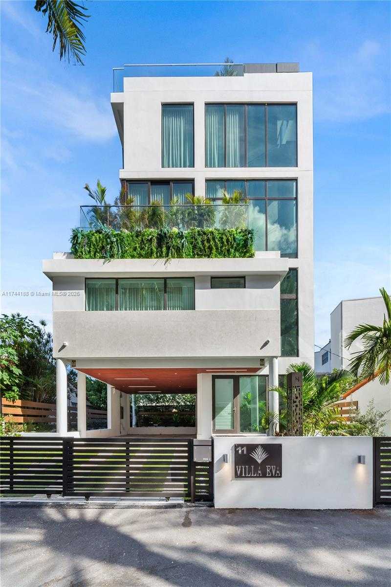Small Image of 11 CENTURY LN, Miami Beach Number 16
