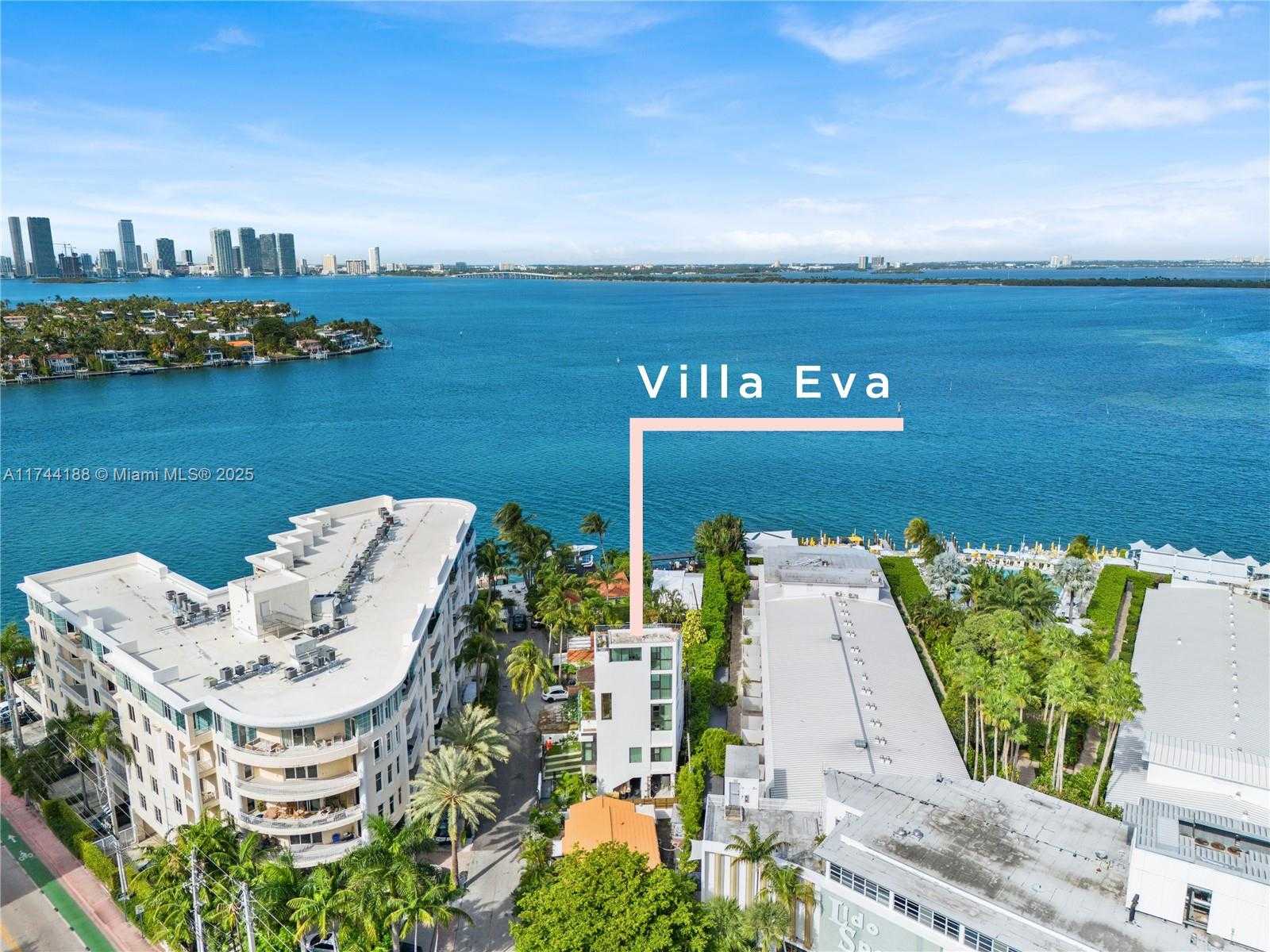 Small Image of 11 CENTURY LN, Miami Beach Number 65