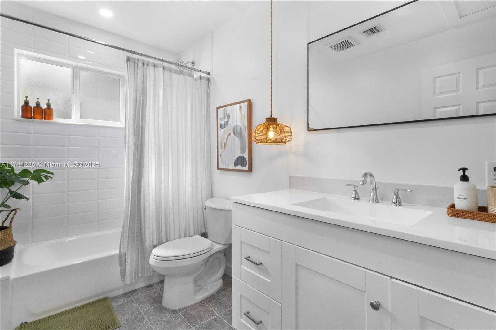 Small Image of 191 SOUTH EAST 13TH AVE, Pompano Beach Number 18
