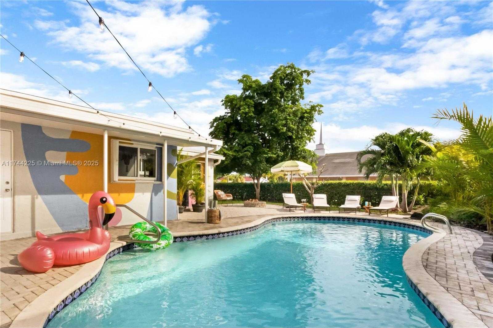 Small Image of 191 SOUTH EAST 13TH AVE, Pompano Beach Number 5