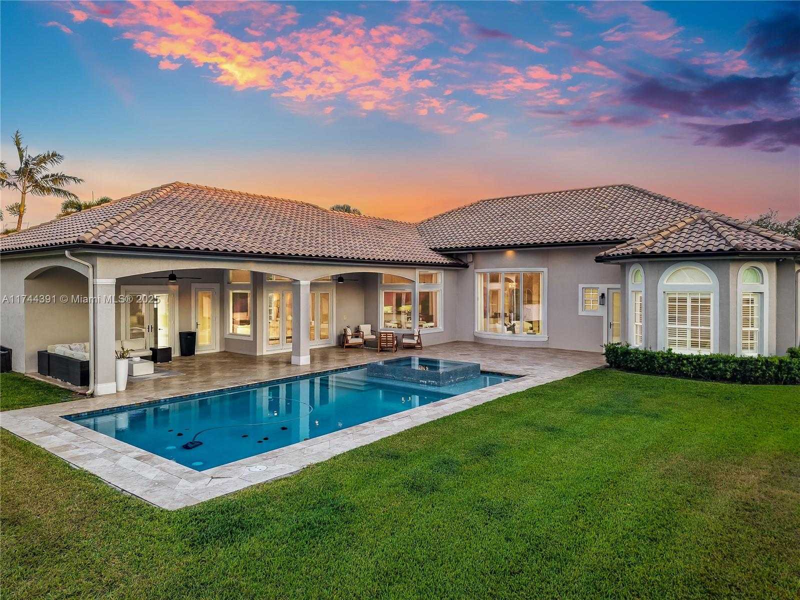 Small Image of 14443 SOUTH JOCKEY CIR S, Davie Number 45