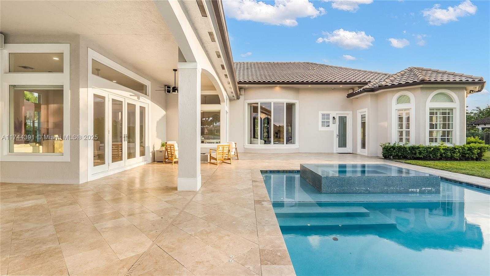 Small Image of 14443 SOUTH JOCKEY CIR S, Davie Number 46