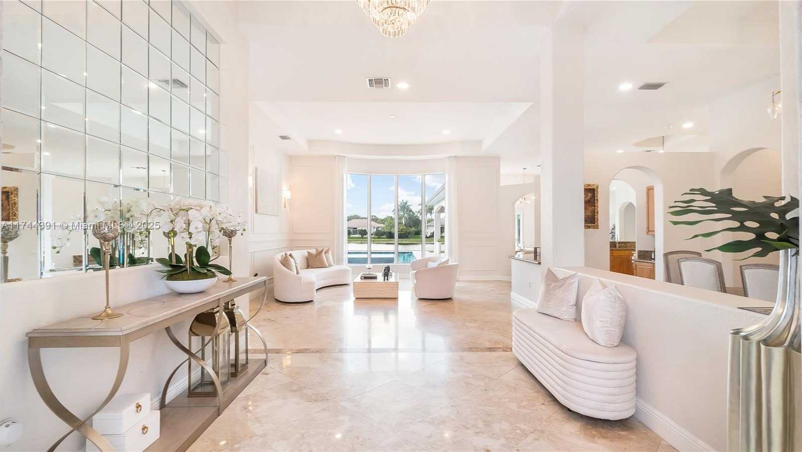 Small Image of 14443 SOUTH JOCKEY CIR S, Davie Number 6