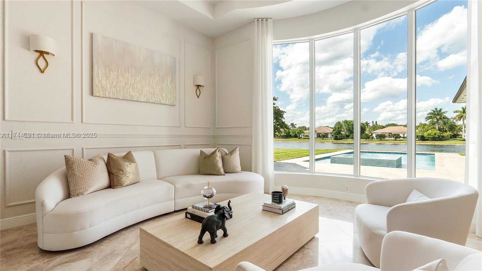 Small Image of 14443 SOUTH JOCKEY CIR S, Davie Number 8