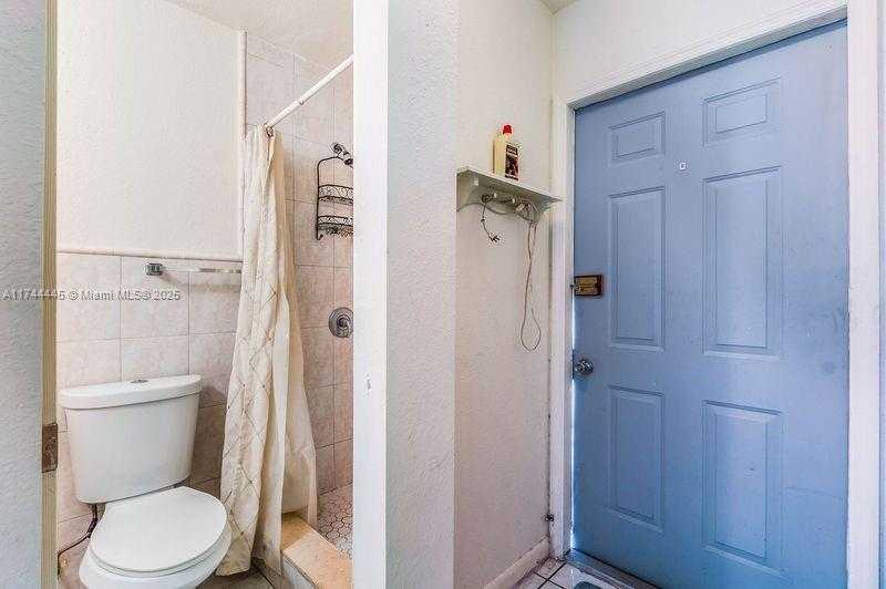 Small Image of 6370 PARK ST, Hollywood Number 10