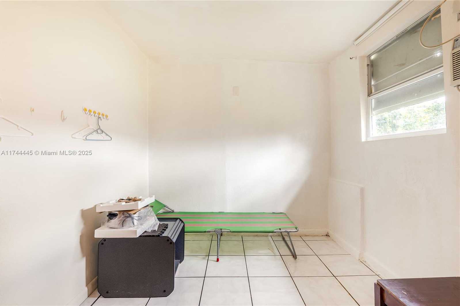 Small Image of 6370 PARK ST, Hollywood Number 17