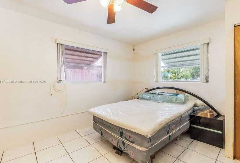Small Image of 6370 PARK ST, Hollywood Number 20