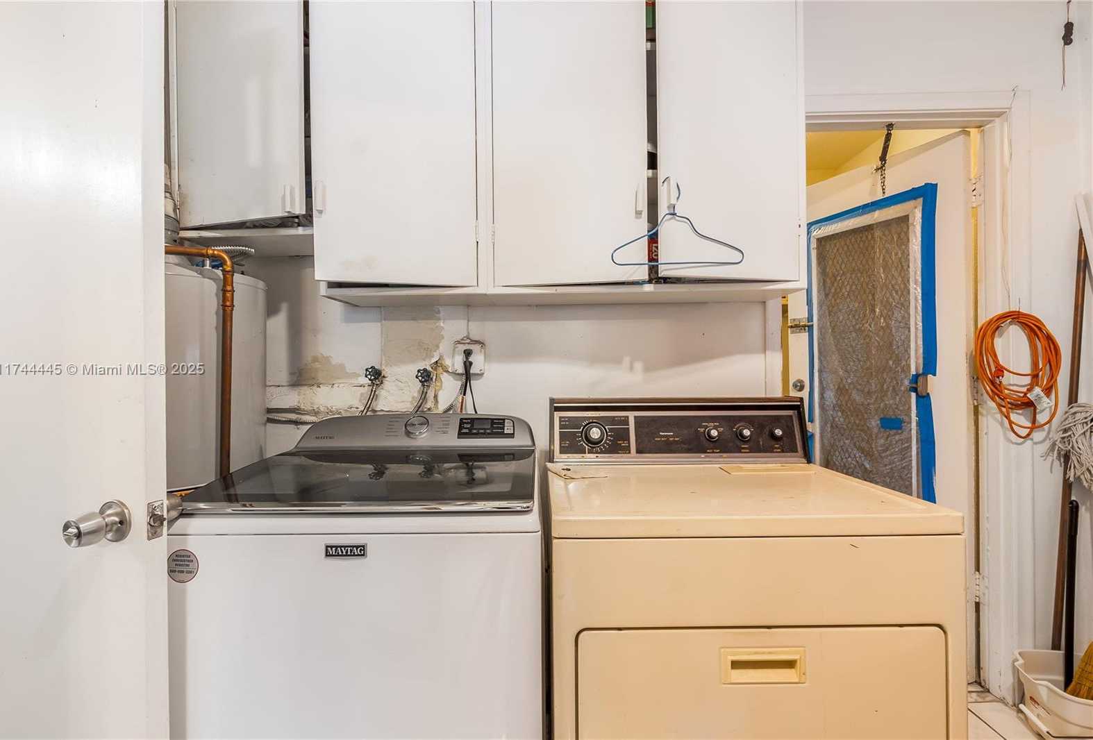 Small Image of 6370 PARK ST, Hollywood Number 22