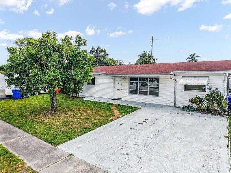 Small Image of 6370 PARK ST, Hollywood Number 28