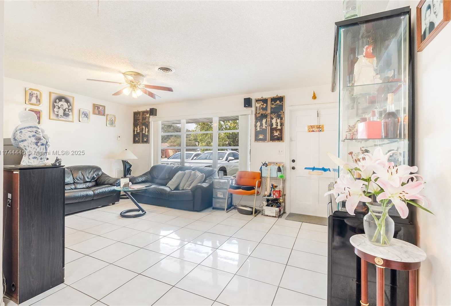 Small Image of 6370 PARK ST, Hollywood Number 33