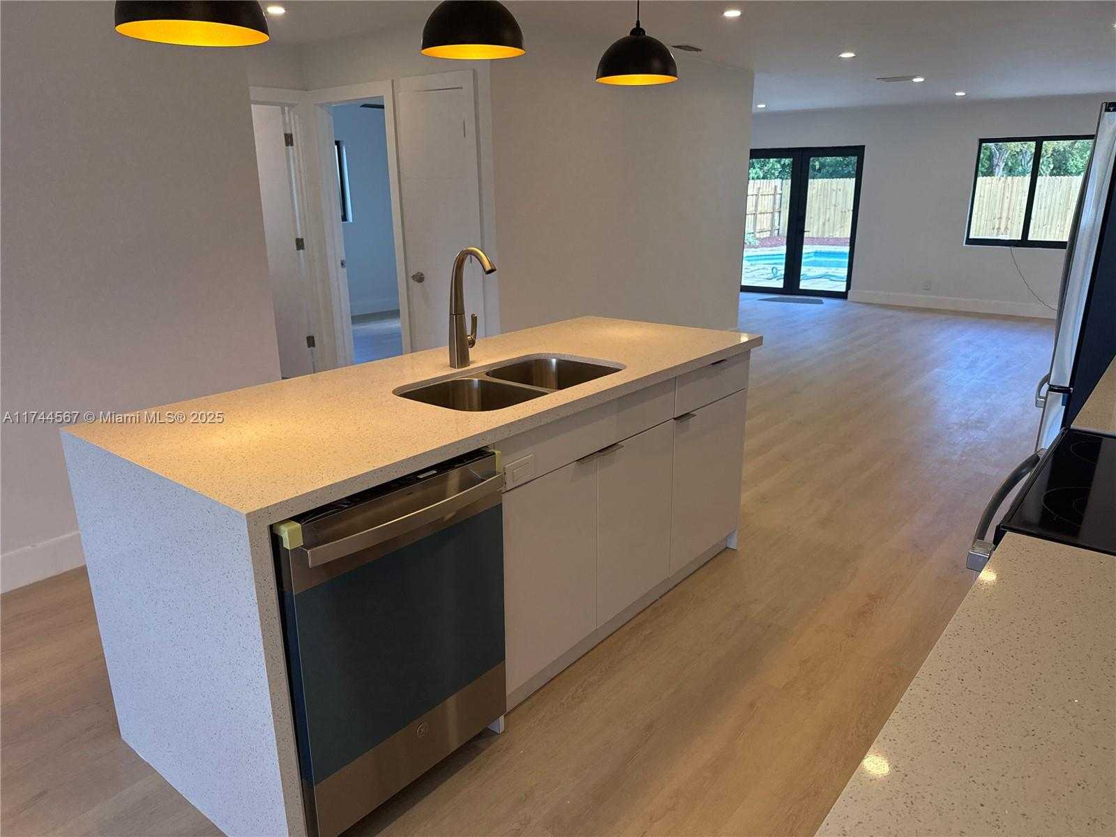Small Image of 3081 NORTH WEST 103RD LN, Coral Springs Number 13